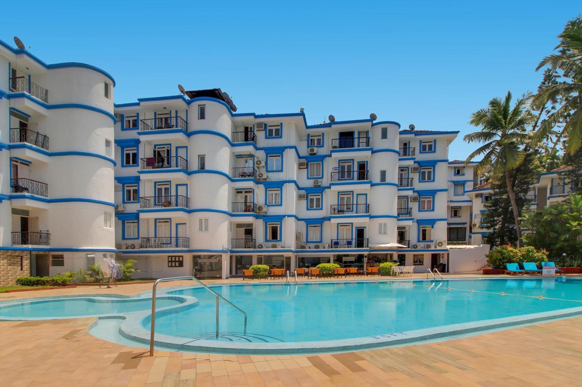 Отель Capital O Royale Palms Бенаулим Экстерьер фото